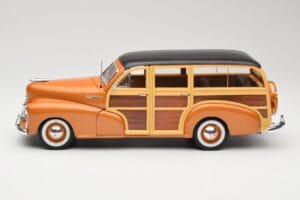 Chevrolet Fleetmaster Woody Gold Maisto 1:18 56042 Druckguss — Bild 4 von 8