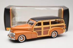 Chevrolet Fleetmaster Woody Gold Maisto 1:18 56042 Druckguss — Bild 8 von 8