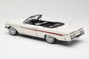 Chevrolet Impala Cabriolet Weiß Sun Star 1:18 3405 Druckguss — Bild 7 von 8