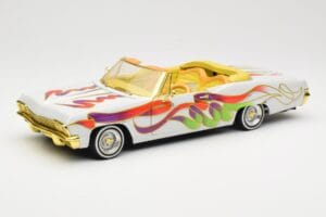 Chevrolet Impala Lowrider White Metallic Hot Wheels 1:18 27635 Druckguss
