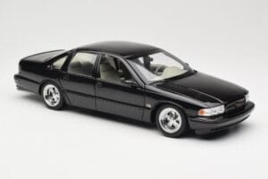 Chevrolet Impala SS Schwarz AUTOart 1:18 71091 Druckguss — Bild 6 von 8