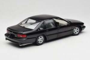 Chevrolet Impala SS Schwarz UT Models 1:18 21031 Druckguss — Bild 3 von 8