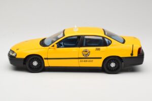 Chevrolet Impala Taxi Maisto 1:18 36617 Druckguss — Bild 4 von 8