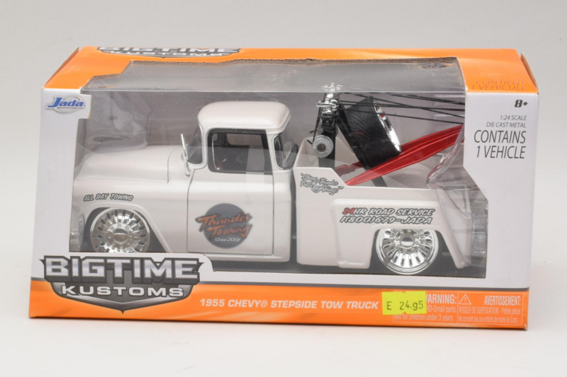 Chevrolet Stepside Tow Truck Bigtime Kustoms Jada 1:24 96866 Druckguss