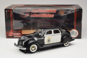 Chrysler Airflow Polizeiauto Signature Models 1:18 CCSM01 Druckguss — Bild 6 von 6