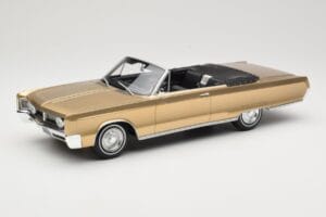 Chrysler Newport Cabriolet Gold Metallic BoS Models 1:18 BOS273 Resin
