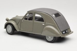 Citroen 2CV Grau Maisto 1:18 31834 Druckguss — Bild 7 von 8