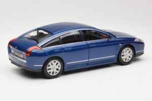 Citroen C6 Blau Bburago 1:18 18-12073 Druckguss — Bild 3 von 8