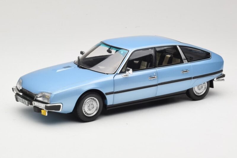 Citroen CX 2400 GTi Regate Blue Norev 1:18 181521 Druckguss