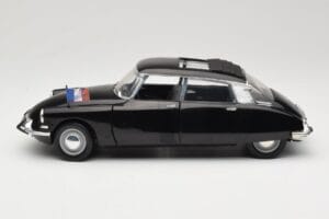 Citroen DS Presidentielle Grau Solido 1:18 8035 Druckguss — Bild 4 von 8