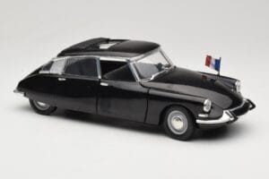 Citroen DS Presidentielle Grau Solido 1:18 8035 Druckguss — Bild 6 von 8