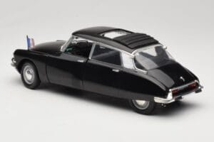 Citroen DS Presidentielle Grau Solido 1:18 8035 Druckguss — Bild 7 von 8
