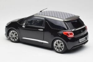 Citroen DS3 Cabrio Perla Nera Schwarz Norev 1:18 AMC019115 Druckguss — Bild 7 von 8