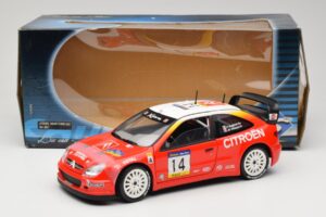 Citroen Xsara T4 WRC #14 P. Bugalski / J-P. Chiaroni WRC 2001 Solido 1:18 9021 Druckguss — Bild 8 von 8