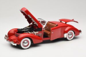 Cord 812 Cabriolet Rot American Muscle 1:18 32158 Druckguss — Bild 2 von 8