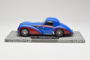Delahaye Type 145 V12 Coupe Blau Rot Minichamps 1:18 107116121 Resin — Bild 3 von 6