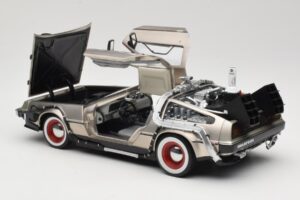 DeLorean DMC-12 Back to the Future Part III Sun Star 1:18 2712 Druckguss — Bild 5 von 8