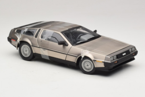 DeLorean DMC-12 Silber Sun Star 1:18 2703 Druckguss — Bild 4 von 6