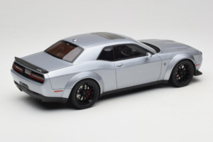 Dodge Challenger SRT Hellcat Redeye Silber GT Spirit 1:18 GT226 Resin — Bild 2 von 6