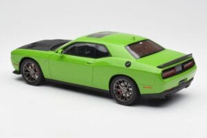 Dodge Challenger SRT Hellcat Grün GT Spirit 1:18 GT168 Resin — Bild 5 von 6