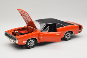 Dodge Charger R/T Orange & Schwarz American Muscle 1:18 39314 Druckguss — Bild 2 von 8
