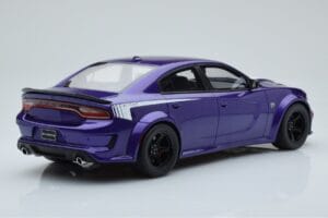 Dodge Charger Super Bee Lila GT Spirit 1:18 GT895 Resin — Bild 2 von 6