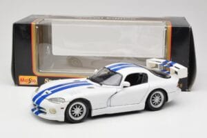 Dodge Viper GTS-R GT2 Weiß 1997 Maisto 1:18 50316 Druckguss — Bild 8 von 8