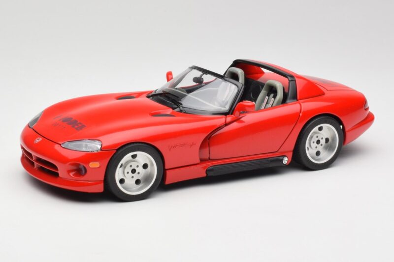 Dodge Viper RT/10 Rot Limitierte Auflage Bburago 1:18 3025 Druckguss