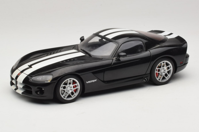 Dodge Viper SRT-10 Coupe Schwarz AUTOart 1:18 71712 Druckguss