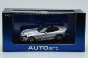 Dodge Viper SRT-10 Silber AUTOart 1:43 51703 Druckguss — Bild 4 von 4