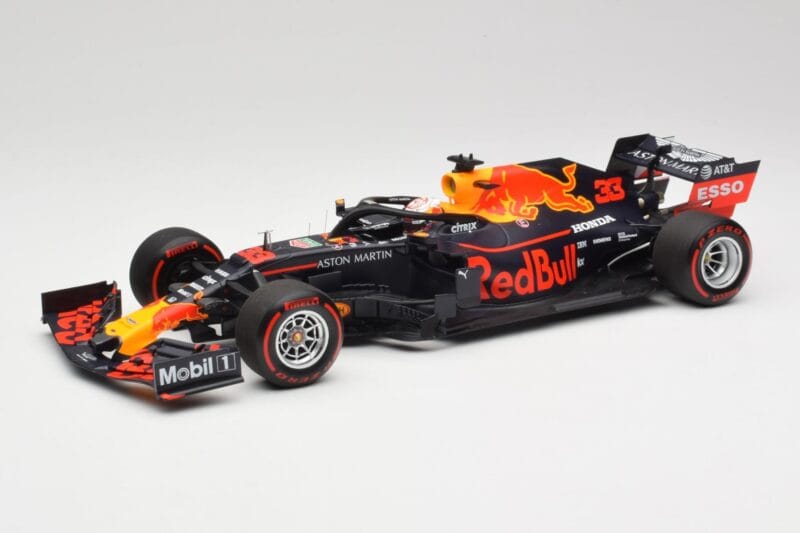 Aston Martin Red Bull Racing RB15 #33 M. Verstappen F1 2019 Minichamps 1:18 110190033 Druckguss