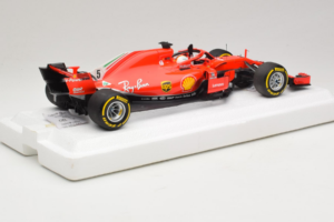 Ferrari SF71-H #5 S. Vettel Australian GP Winner 2018 BBR 1:18 BBR181805 Druckguss — Bild 2 von 7