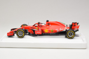 Ferrari SF71-H #5 S. Vettel Australian GP Winner 2018 BBR 1:18 BBR181805 Druckguss — Bild 3 von 7
