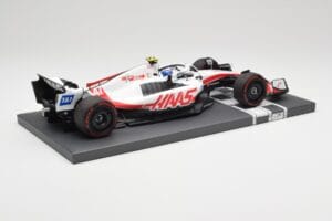 Haas VF-22 #47 M. Schumacher Brazilian GP 2022 Minichamps 1:18 117222147 Resin — Bild 3 von 7