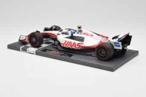 Haas VF-22 #47 M. Schumacher Brazilian GP 2022 Minichamps 1:18 117222147 Resin — Bild 5 von 7