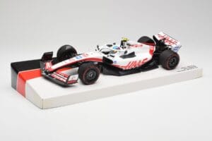 Haas VF-22 #47 M. Schumacher British GP Points 2022 Minichamps 1:18 147221047 Druckguss — Bild 2 von 6