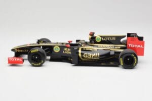 Lotus Renault GP R31 #10 B. Senna F1 2011 Minichamps 1:18 150110079-C1 Druckguss — Bild 3 von 7
