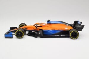 McLaren MCL35M #3 D. Ricciardo Bahrain GP 2021 Minichamps 1:18 530211803 Druckguss — Bild 3 von 7