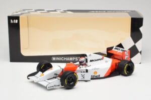 McLaren Ford MP4/8 #7 M. Andretti European GP 1993 Minichamps 1:18 530931827 Resin — Bild 6 von 7