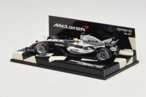 McLaren Mercedes MP4-20 #10 J-P. Montoya Race Car 2005 Minichamps 1:43 530054310 Druckguss — Bild 3 von 5