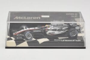 McLaren Mercedes MP4-20 #10 J-P. Montoya Race Car 2005 Minichamps 1:43 530054310 Druckguss — Bild 5 von 5