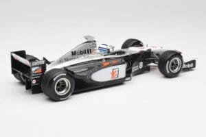 McLaren MP4/13 #8 M. Hakkinen F1 World Champion 1998 Minichamps 1:18 18690008 Druckguss — Bild 2 von 7