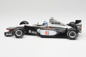 McLaren MP4/13 #8 M. Hakkinen F1 World Champion 1998 Minichamps 1:18 18690008 Druckguss — Bild 3 von 7