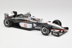 McLaren MP4/13 #8 M. Hakkinen F1 World Champion 1998 Minichamps 1:18 18690008 Druckguss — Bild 4 von 7