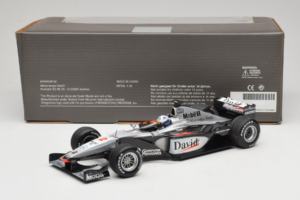 McLaren MP4-15 #2 D. Coulthard F1 2000 Minichamps 1:18 B66962118 Druckguss — Bild 6 von 6