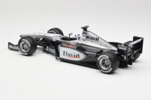 McLaren MP4-15 #2 D. Coulthard F1 2000 Hot Wheels 1:18 26740 Druckguss — Bild 5 von 6