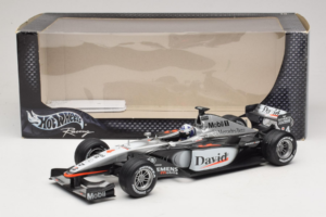 McLaren MP4-16 Mercedes #3 D. Coulthard F1 2001 Hot Wheels 1:18 50199 Druckguss — Bild 6 von 6
