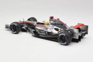 McLaren MP4-21 L. Hamilton Silverstone Test 2006 Minichamps 1:18 530061884 Druckguss — Bild 5 von 6