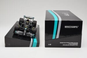 Mercedes AMG W14 E Performance Petronas #44 L. Hamilton Australian GP 2023 Minichamps 1:18 113230144 Resin — Bild 6 von 7