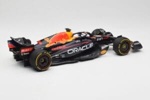 Oracle Red Bull Racing RB18 #1 M. Verstappen Winner Italian GP 2022 Minichamps 1:18 110221601 Druckguss — Bild 2 von 7
